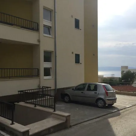 Apartment Andrea *