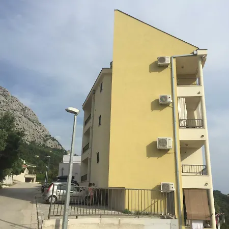 Daire Andrea Makarska